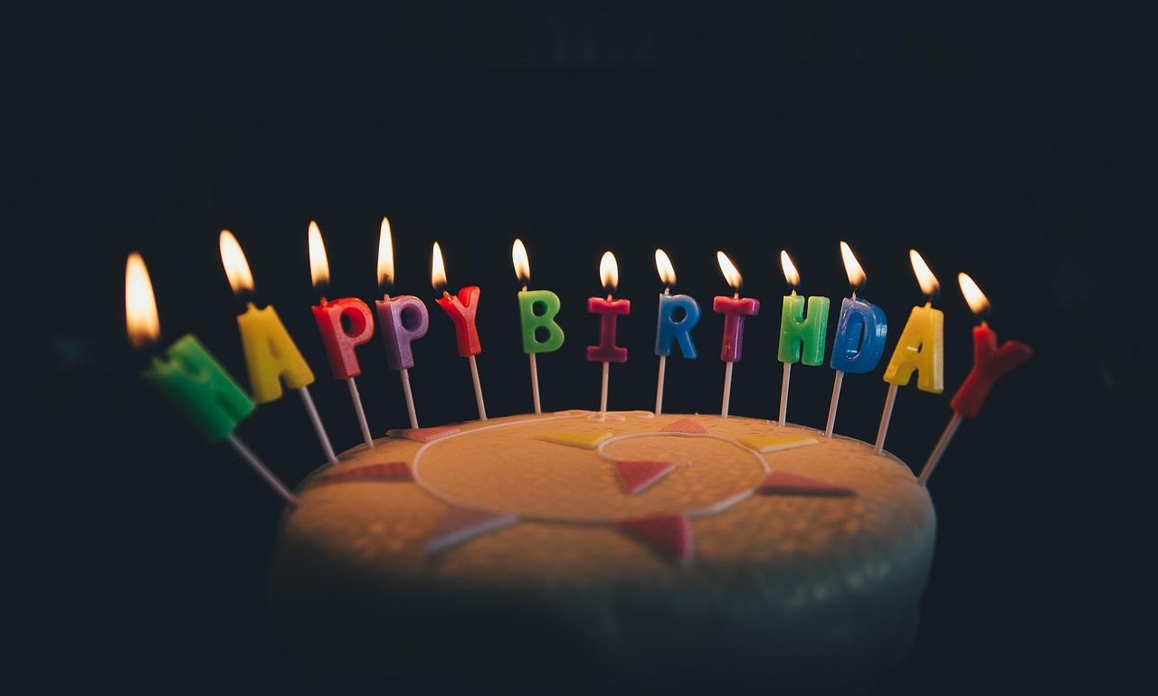 サプライズ誕生日に最適な沖縄のホテルはどこですか？
